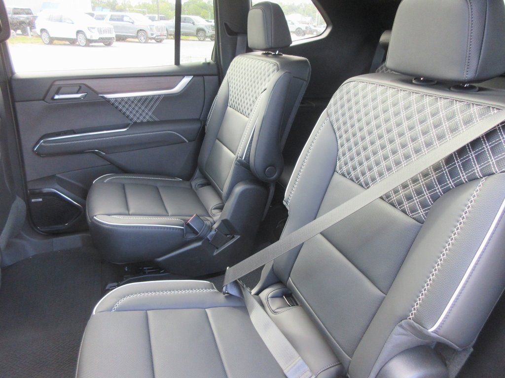 New 2026 GMC Acadia Denali w/ Super Cruise Package image 15