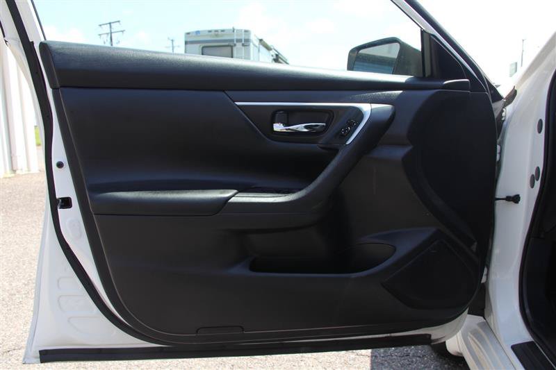 Used 2017 Nissan Altima 2.5 S w/ Power Driver Seat Package FWD image 15