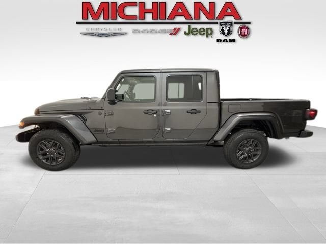 New 2026 Jeep Gladiator Sport AWD/4WD image 1