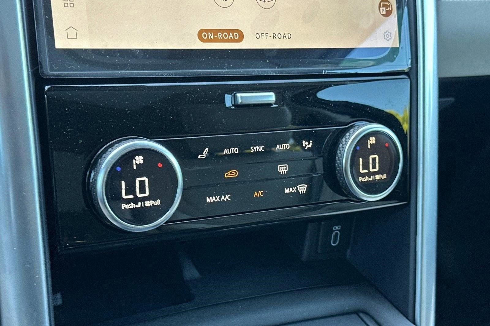 New 2026 Land Rover Discovery S AWD/4WD image 20