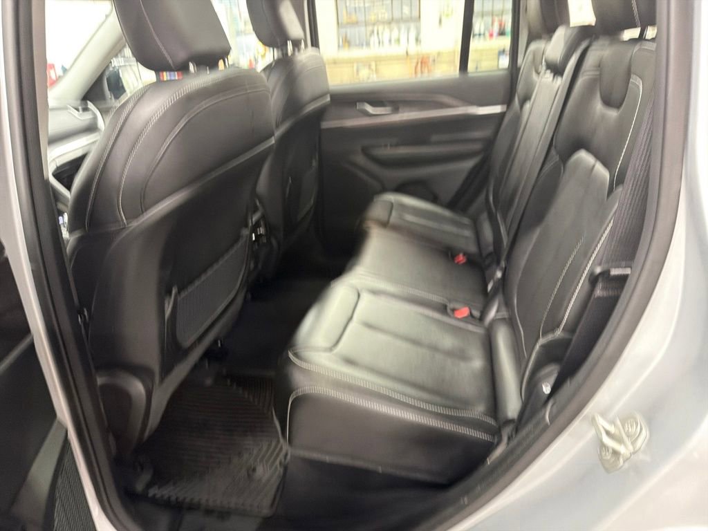 Used 2023 Jeep Grand Cherokee Limited w/ Trailer Tow Prep Group (B) image 26