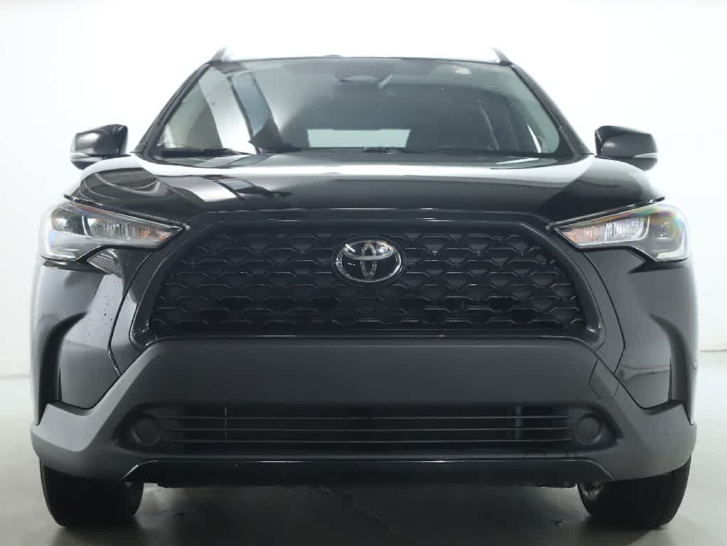 Certified 2024 Toyota Corolla Cross LE w/ Moonroof Package AWD/4WD image 5