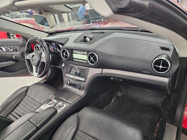 Used 2013 Mercedes-Benz SL 550 image 15