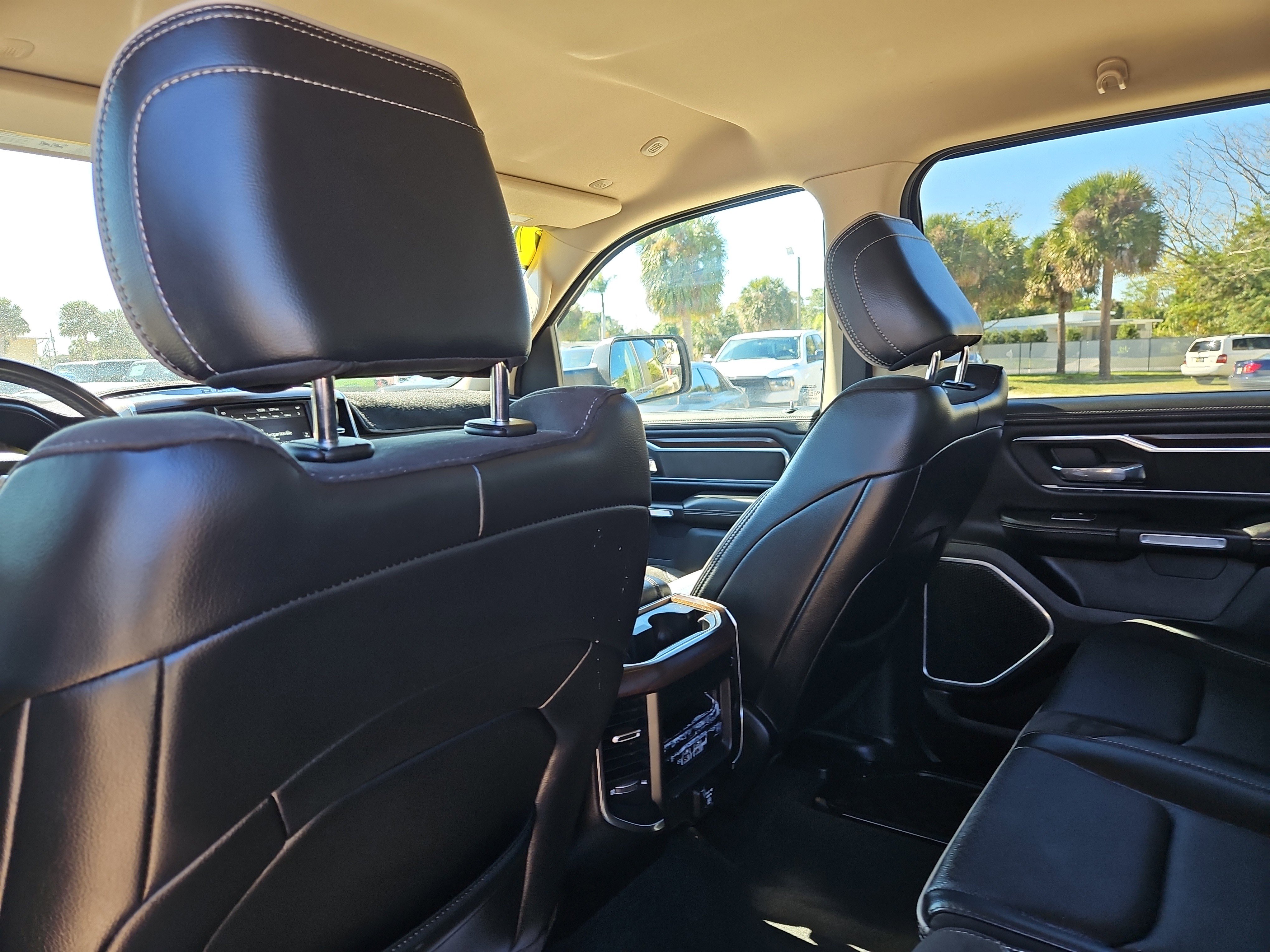 Used 2021 RAM 1500 Laramie image 9