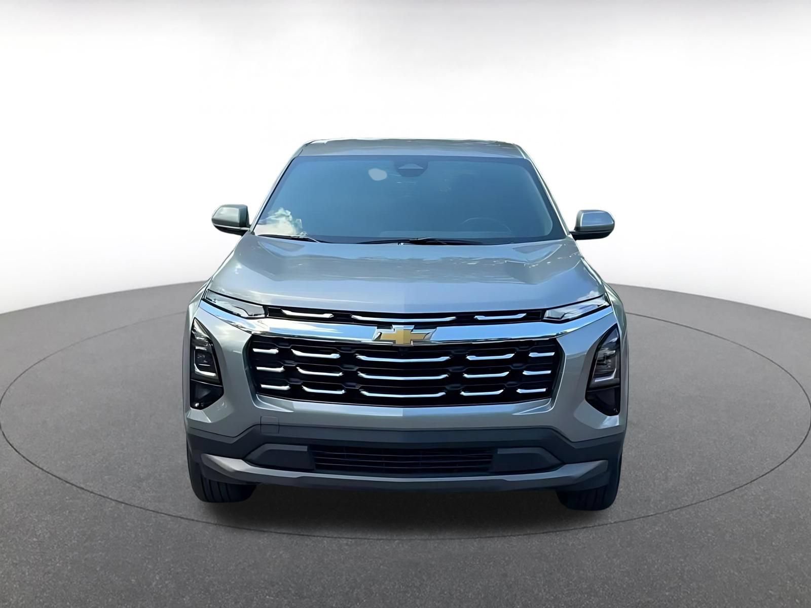 Used 2025 Chevrolet Equinox LT FWD image 4