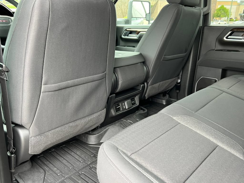 New 2026 GMC Sierra 2500 SLE w/ SLE Value Package; AWD/4WD image 39