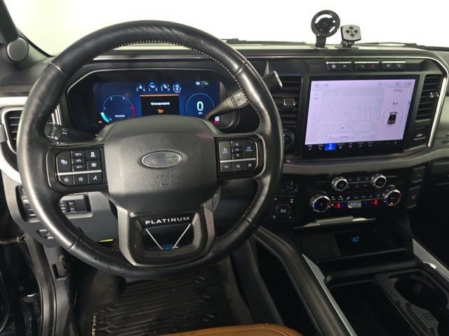 Used 2024 Ford F250 Platinum w/ FX4 Off-Road Package image 11