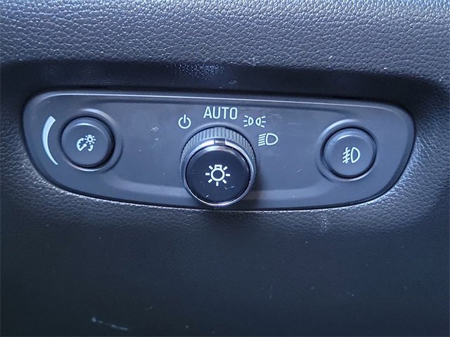 Certified 2021 Chevrolet Traverse Premier w/ Redline Edition image 19