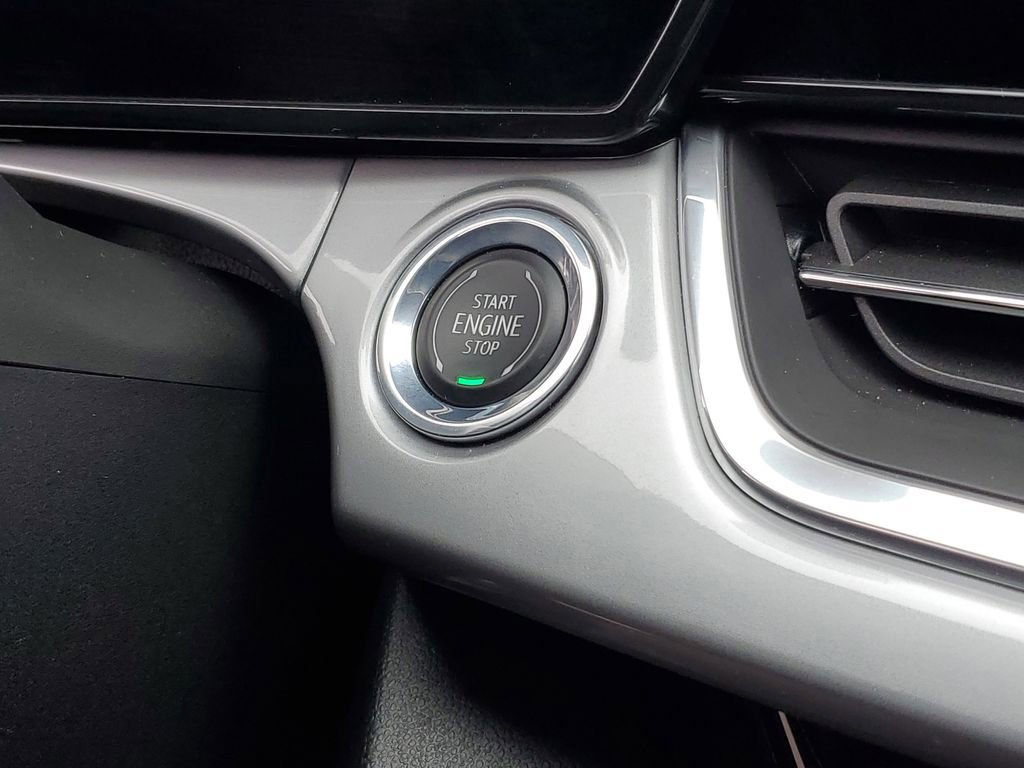 Certified 2024 Chevrolet Trax LT w/ Driver Confidence Package image 14