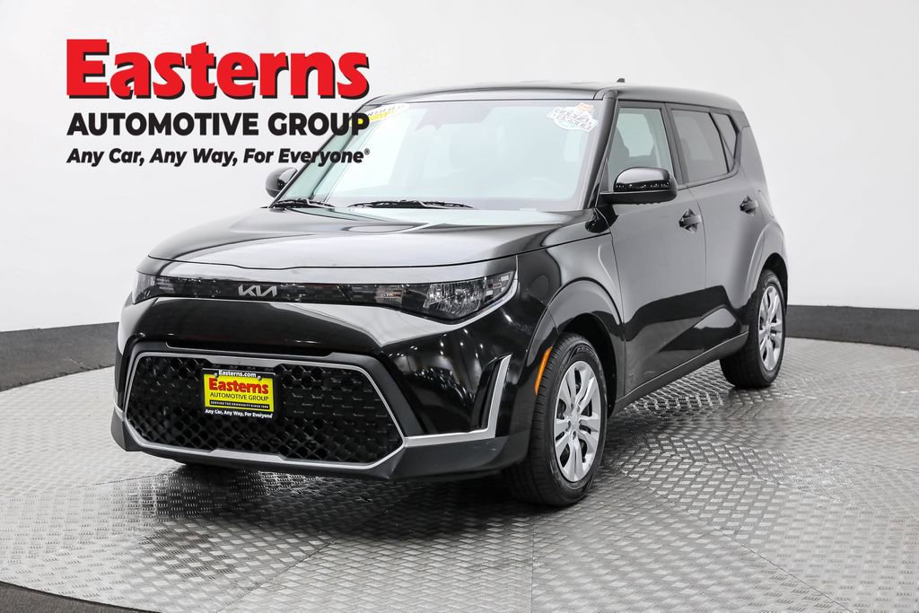 Used 2023 Kia Soul LX