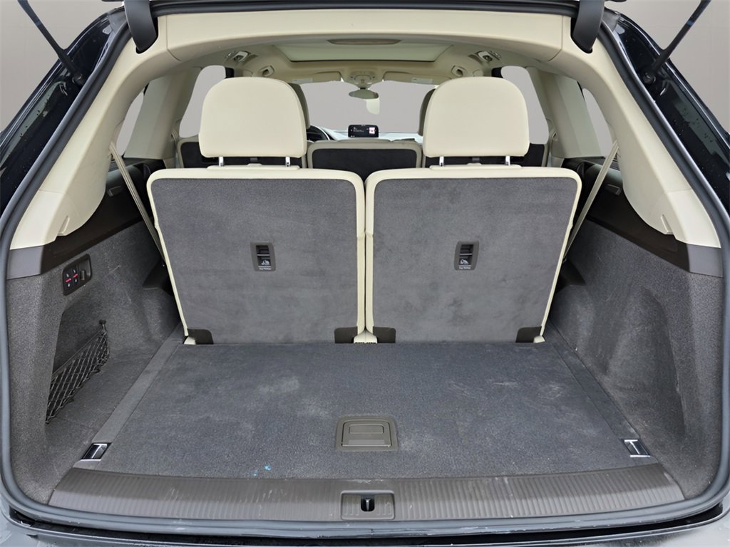 Used 2017 Audi Q7 3.0T Premium image 13