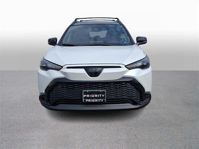Used 2025 Toyota Corolla Cross AWD Hybrid image 2