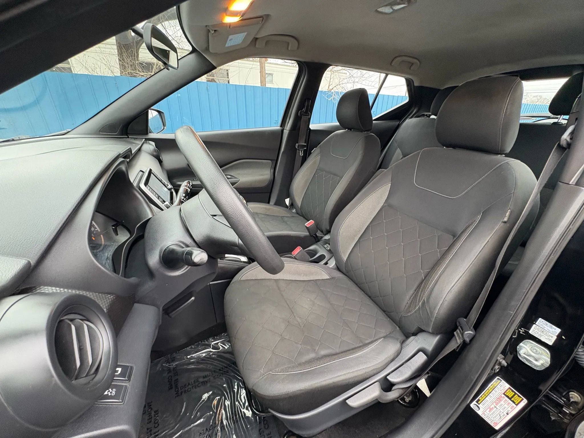 Used 2019 Nissan Kicks S image 17