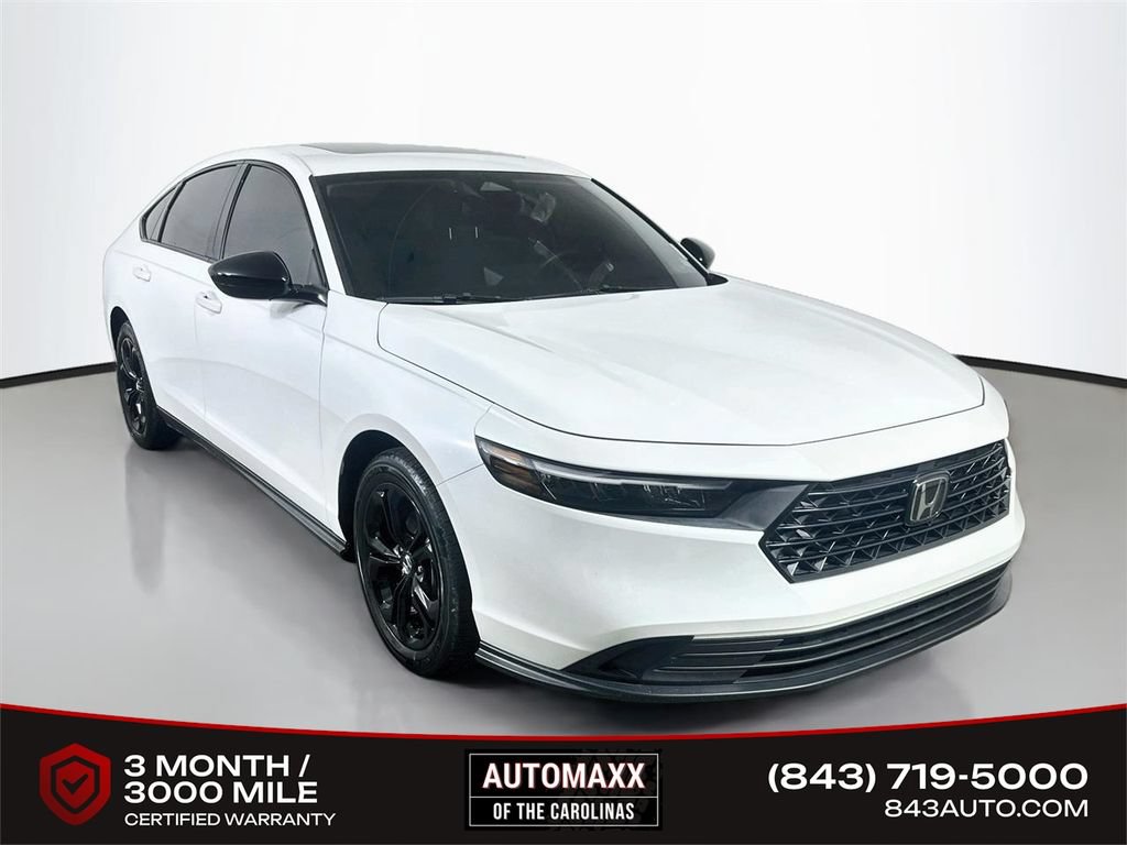 Used 2025 Honda Accord SE image 1