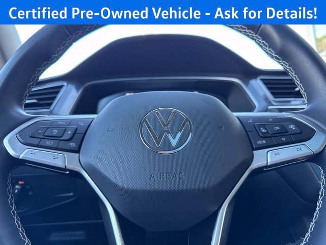 Certified 2023 Volkswagen Tiguan SE w/ Panoramic Sunroof Package AWD/4WD image 17