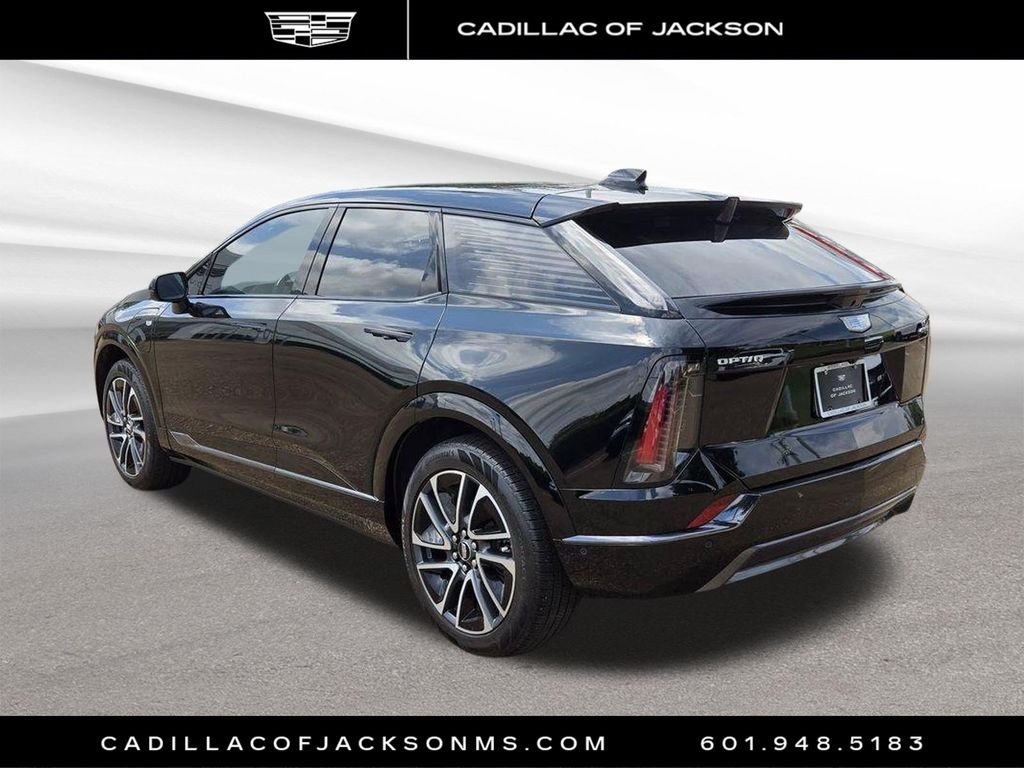 New 2026 Cadillac Optiq Sport 2 w/ LPO, Floor Liner Package RWD image 18