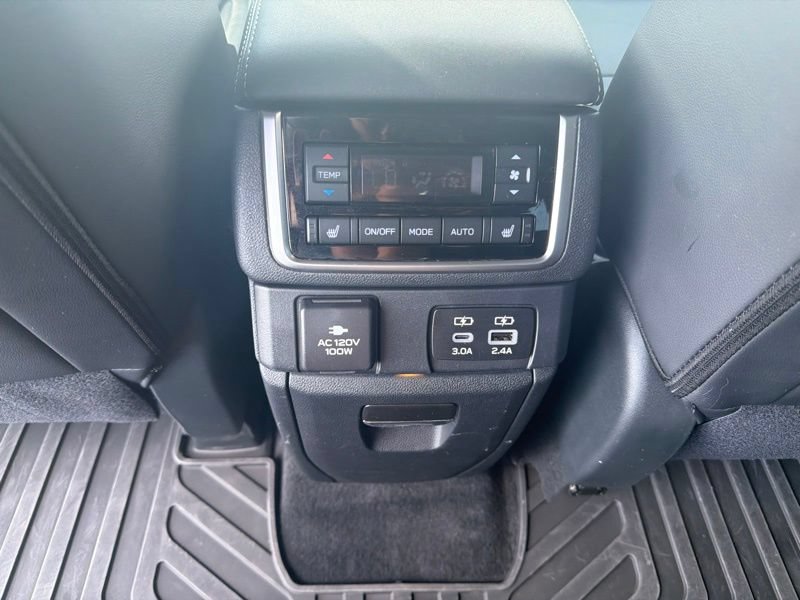 Used 2024 Subaru Ascent Touring AWD/4WD image 17