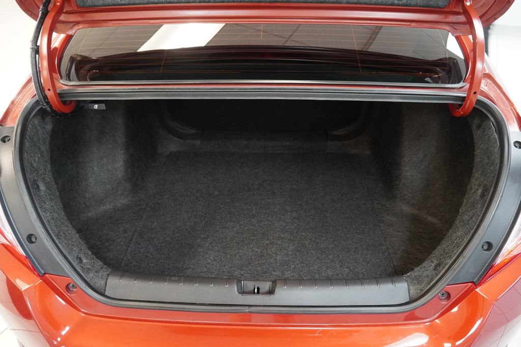 Used 2019 Honda Civic LX image 11