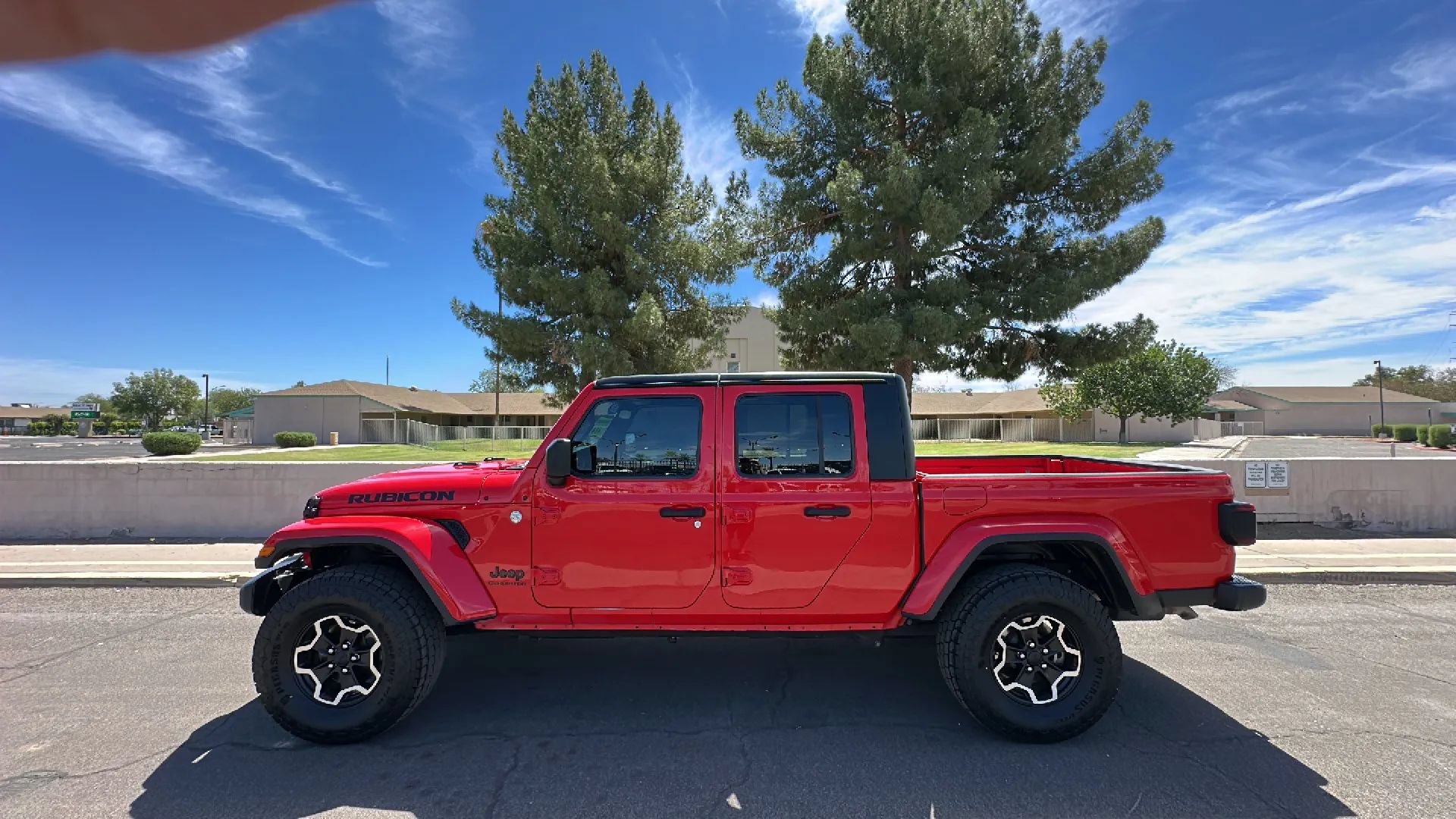 Used 2020 Jeep Gladiator Sport w/ Quick Order Package 24S AWD/4WD image 1