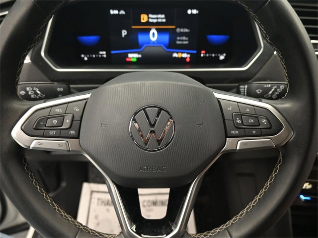 Used 2022 Volkswagen Tiguan SE image 18