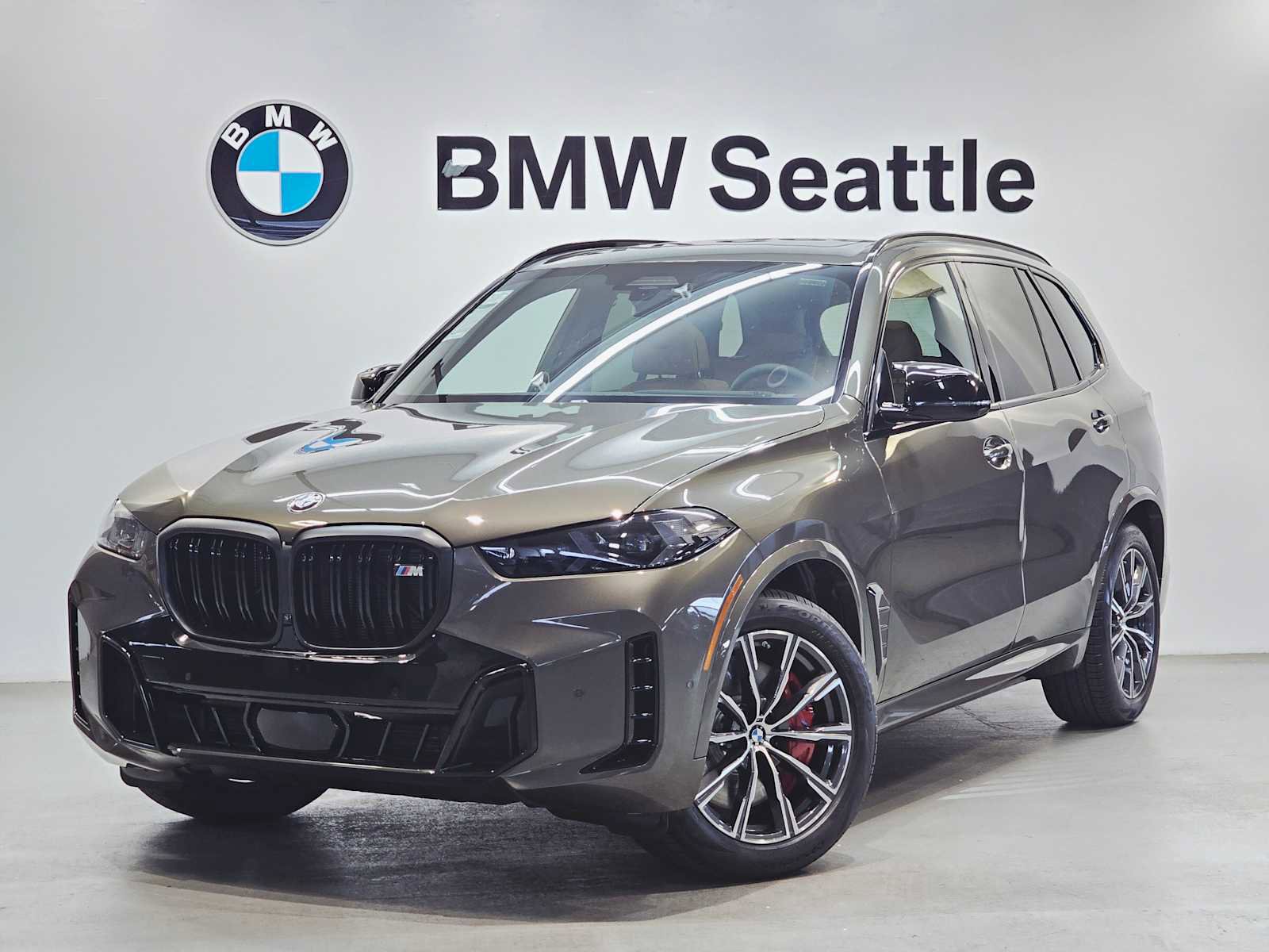 New 2026 BMW X5 M60i