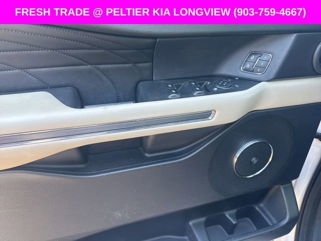 Used 2019 Ford Expedition Platinum image 17