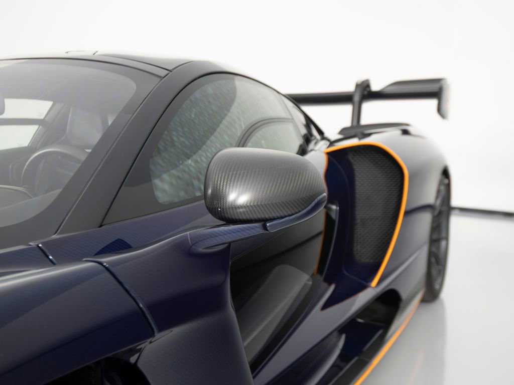Used 2019 McLaren Senna image 90