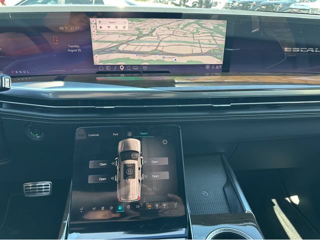 New 2026 Cadillac Escalade ESV Platinum Sport w/ LPO, ONYX Package AWD/4WD image 28