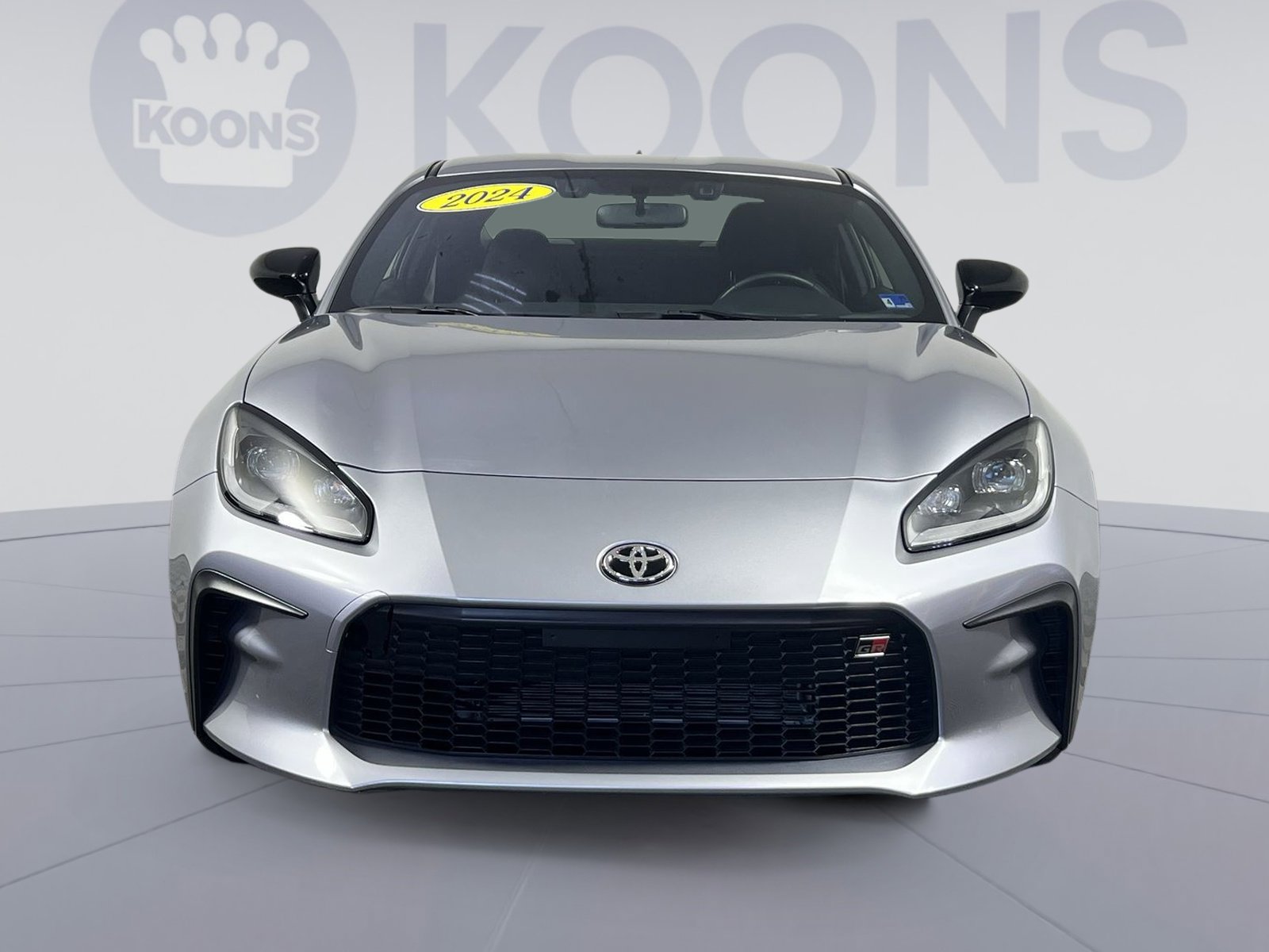 Used 2024 Toyota GR86 image 4