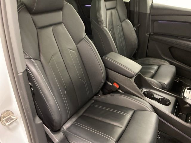 Used 2023 Audi Q4 e-tron Premium Plus w/ Premium Plus AWD/4WD image 37