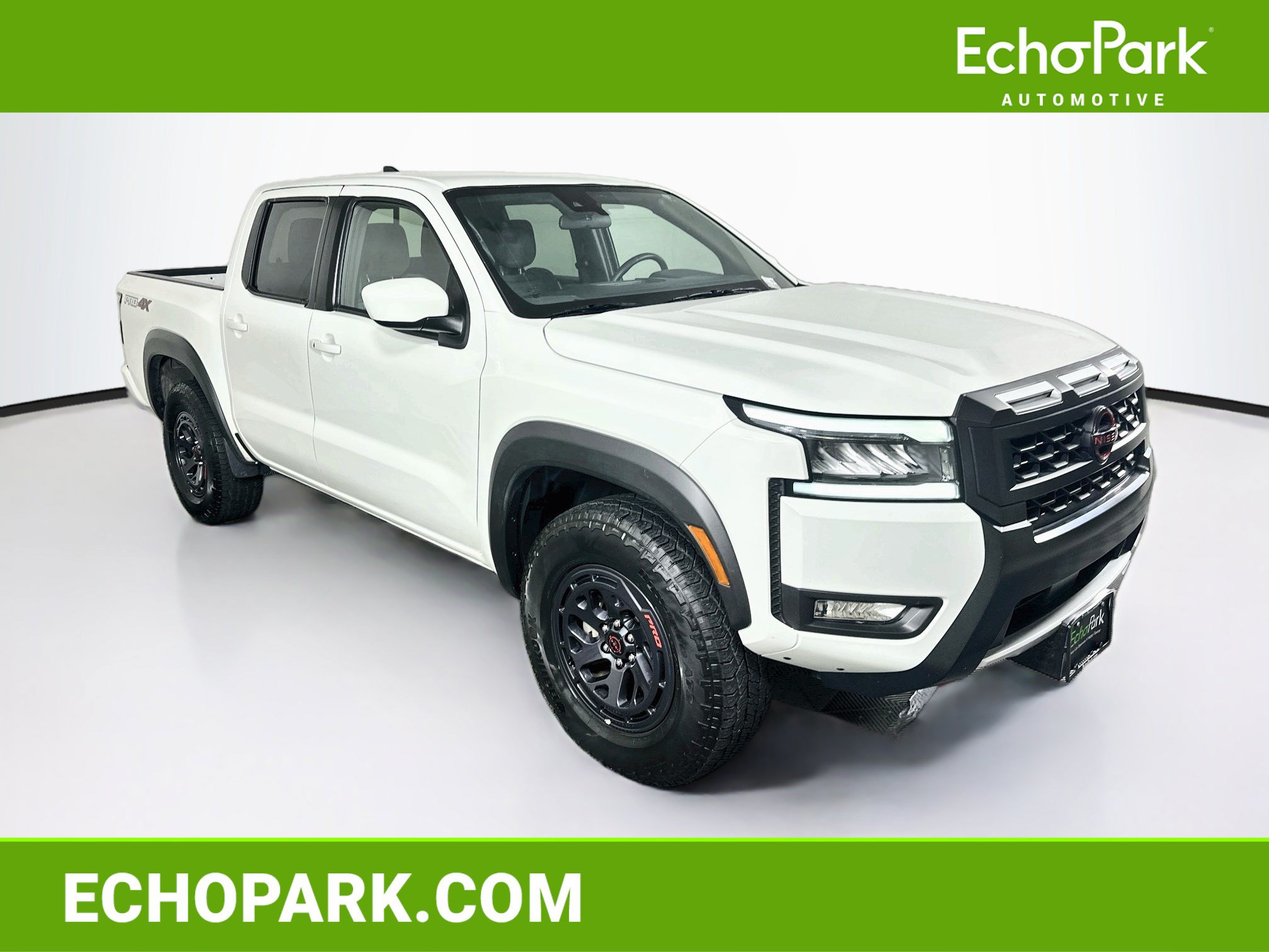 Used 2026 Nissan Frontier PRO-4X AWD/4WD image 1