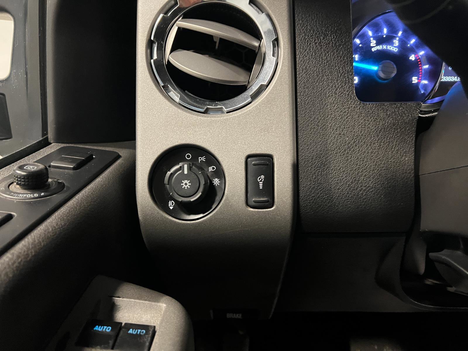 Used 2014 Ford F350 Lariat w/ Lariat Ultimate Package image 15