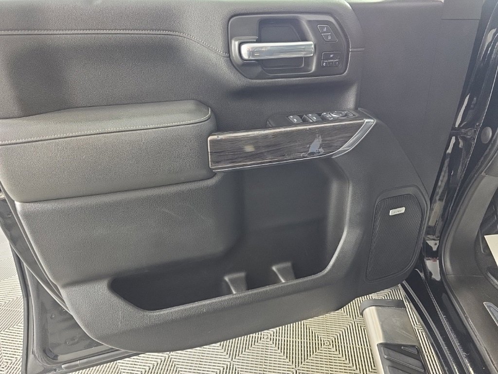 Used 2021 Chevrolet Silverado 2500 LTZ w/ LTZ Plus Package image 12