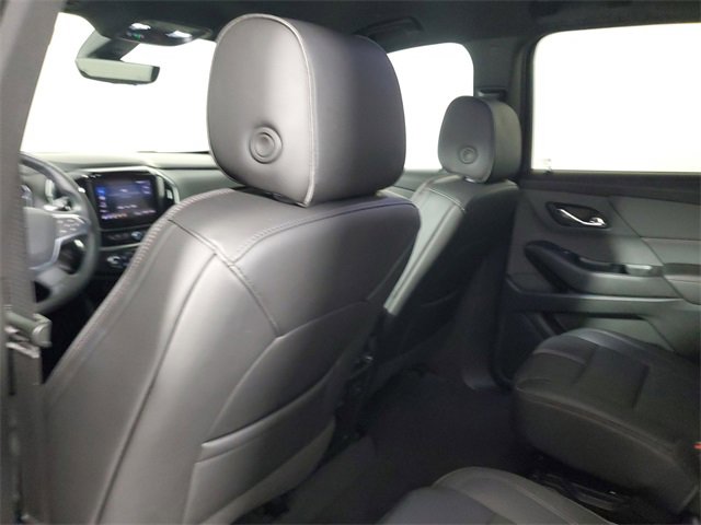 Used 2022 Chevrolet Traverse RS image 11