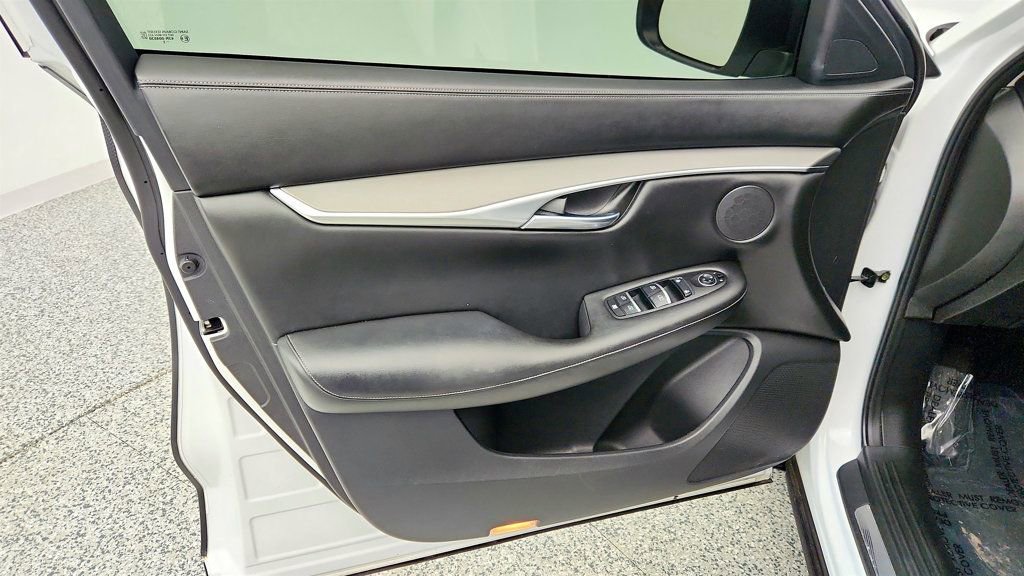 Used 2019 INFINITI QX50 Pure image 9