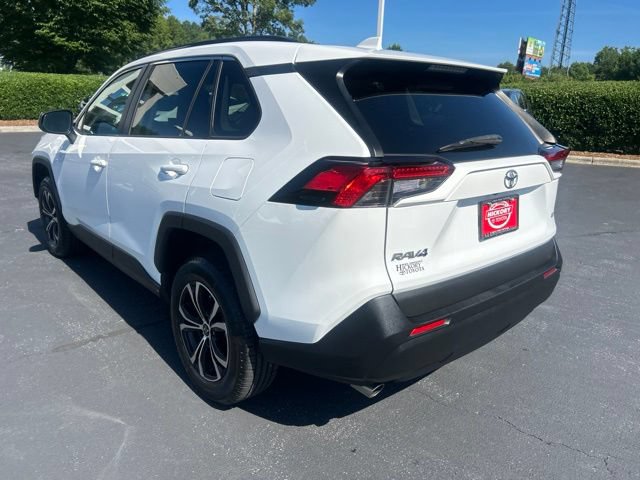 Used 2019 Toyota RAV4 LE FWD image 11