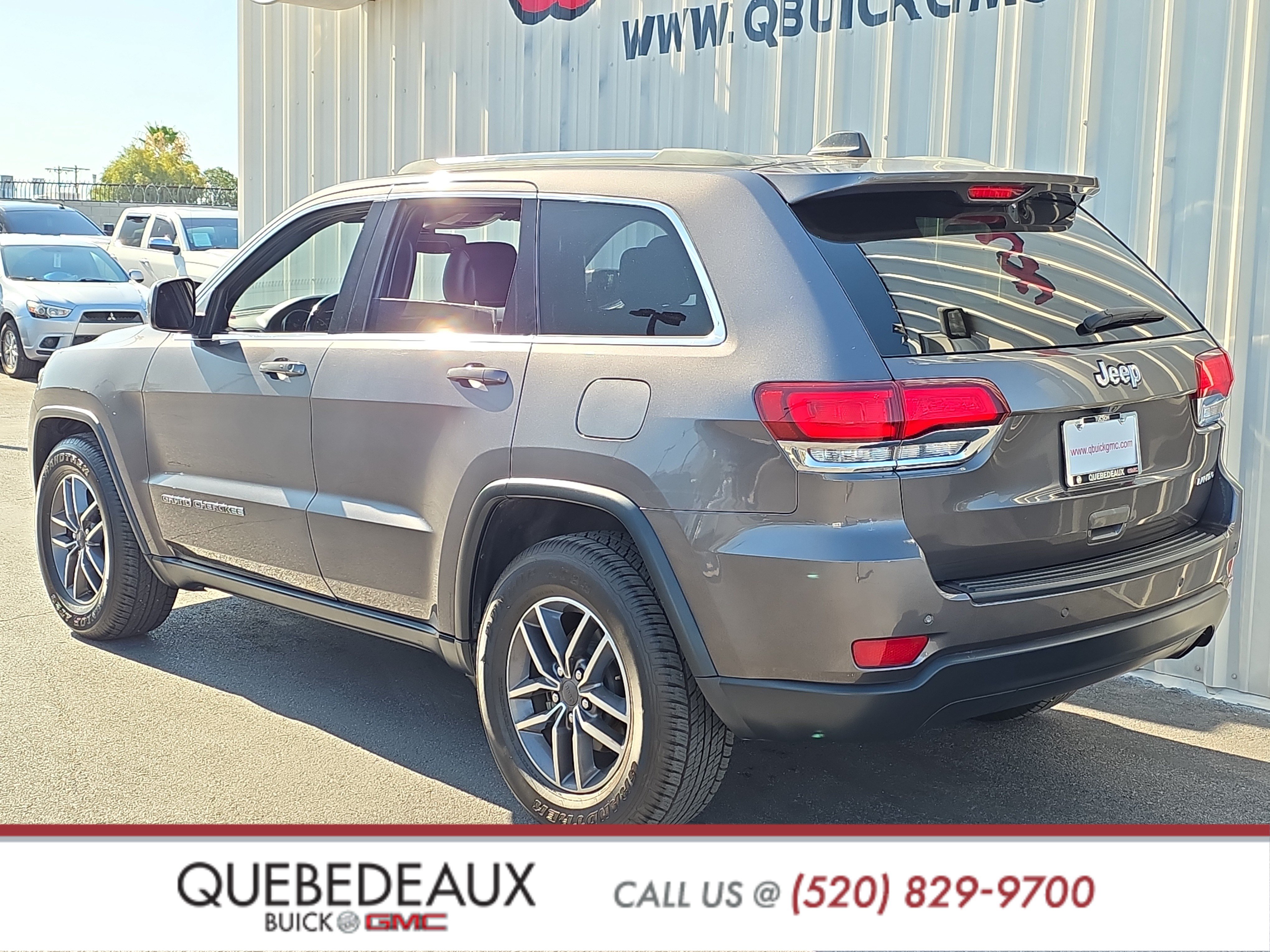 Used 2020 Jeep Grand Cherokee Laredo w/ Laredo X Package RWD image 5