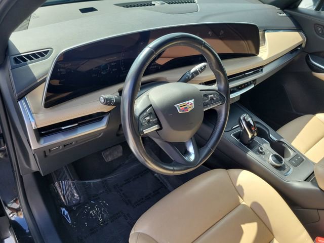 Certified 2024 Cadillac XT4 Premium Luxury FWD image 17