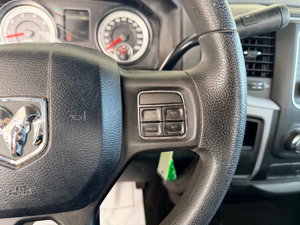 Used 2014 RAM 1500 Express RWD image 17