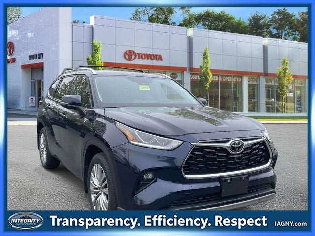 Used 2024 Toyota Highlander Platinum