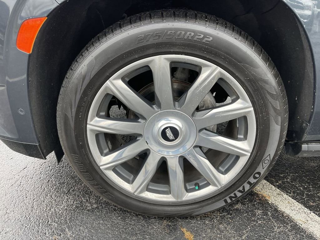 Used 2022 Cadillac Escalade ESV Premium Luxury Platinum image 10