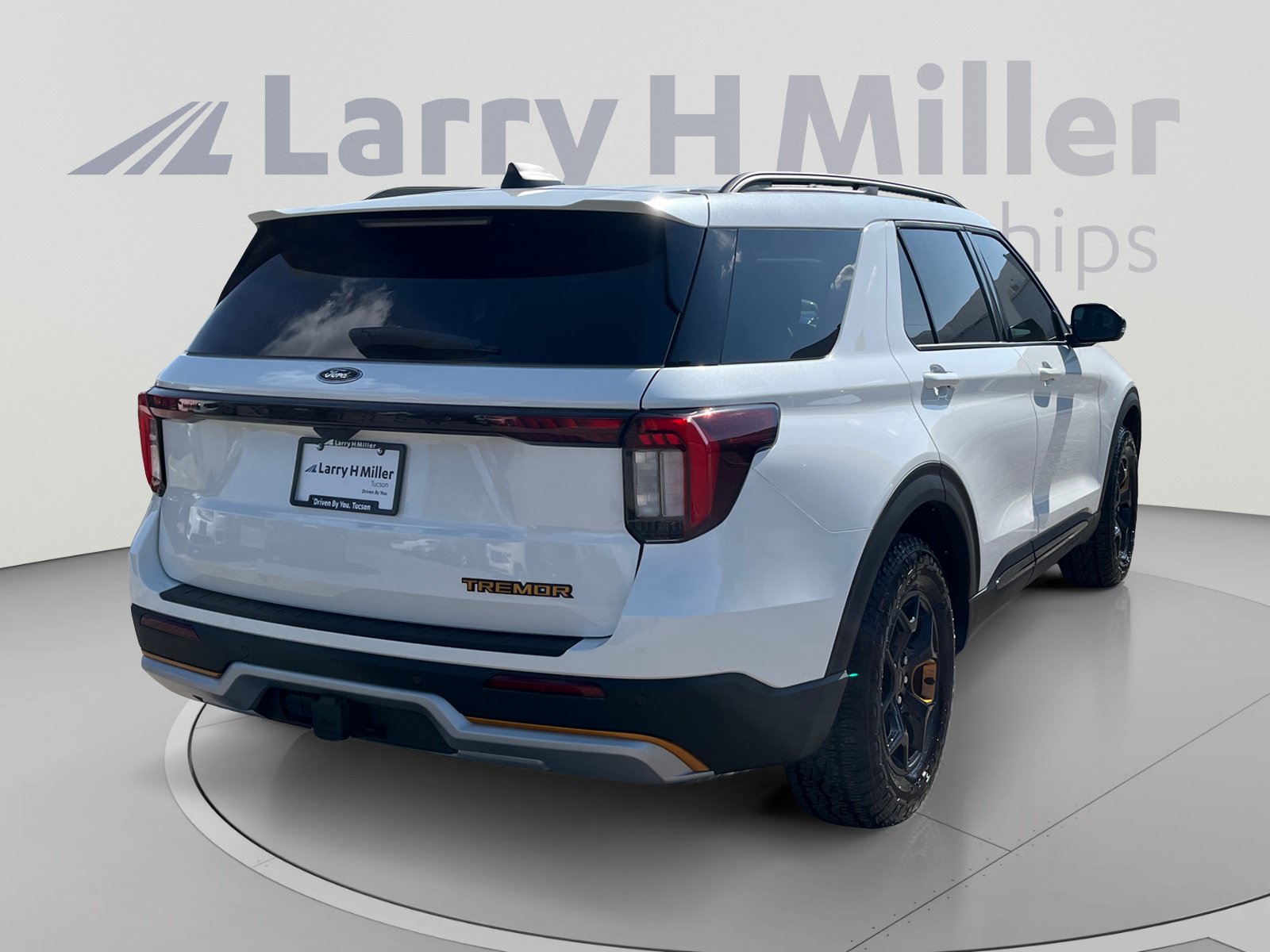 Used 2026 Ford Explorer Tremor w/ Tremor Ultimate Package AWD/4WD image 5