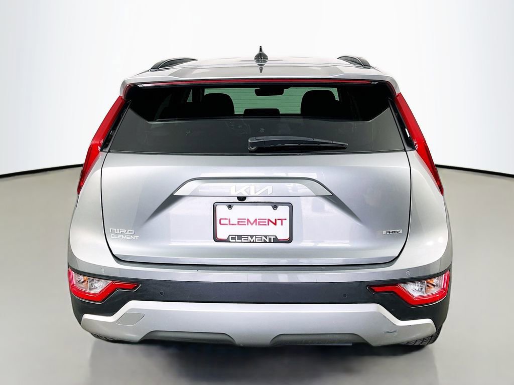Used 2023 Kia Niro EX w/ EX Cold Weather Package FWD image 8