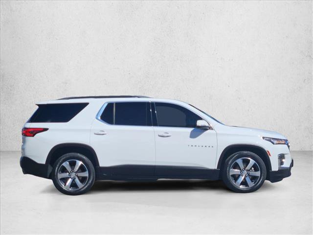 Certified 2023 Chevrolet Traverse LT w/ LT Premium Package AWD/4WD image 9