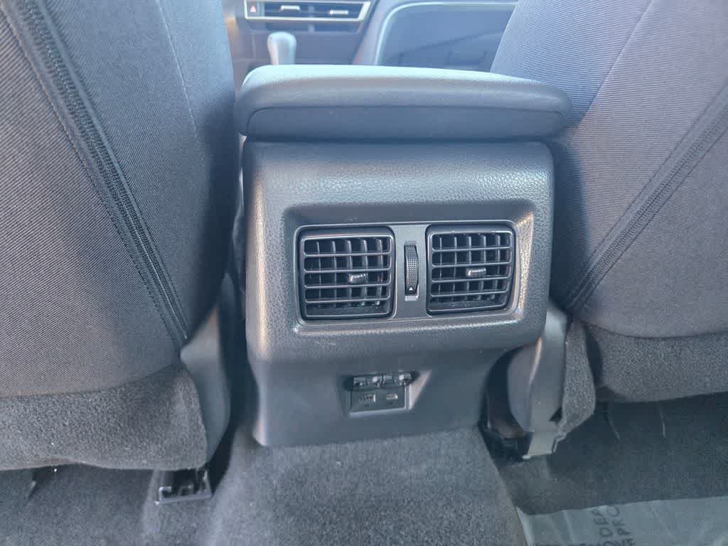 Used 2025 Toyota Camry LE FWD image 13