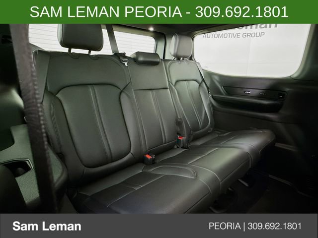 New 2026 Jeep Grand Wagoneer image 28