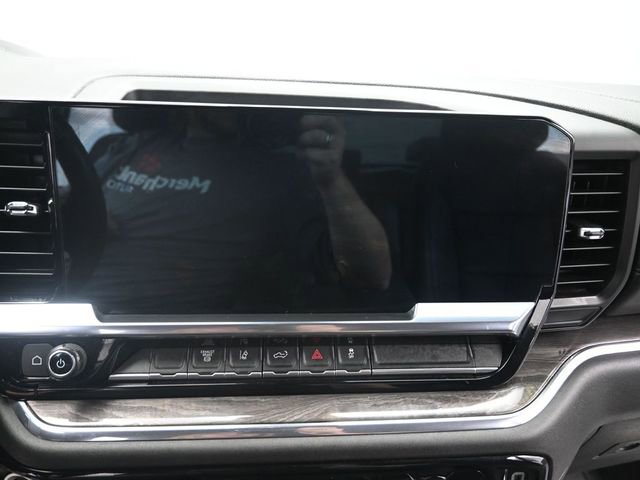 Used 2024 Chevrolet Silverado 2500 LTZ image 12