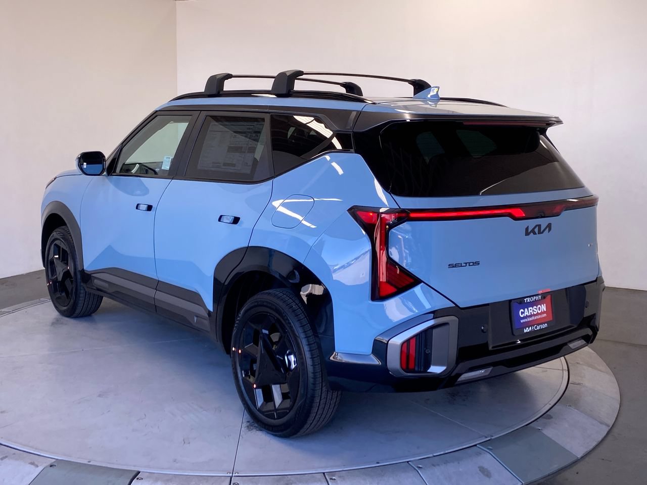 New 2027 Kia Seltos X-Line S w/ X-Line S Premium Package AWD/4WD image 3