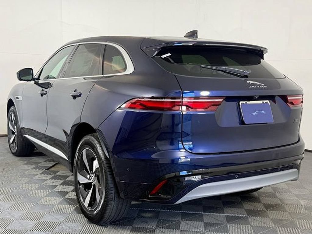 New 2026 Jaguar F-PACE R-Dynamic S AWD/4WD image 4