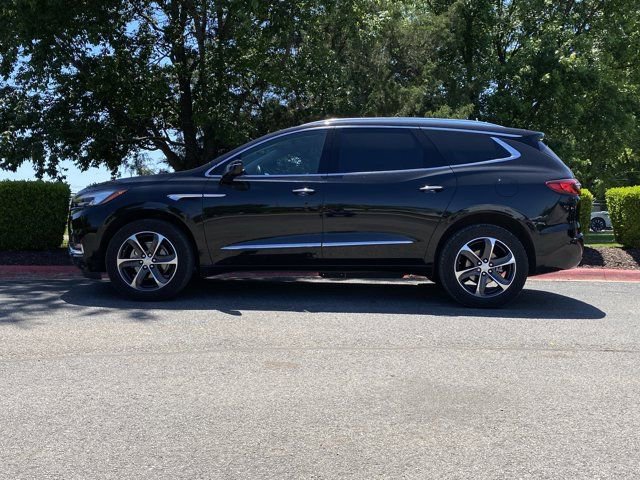 Used 2020 Buick Enclave Essence w/ Sport Touring Edition FWD image 10